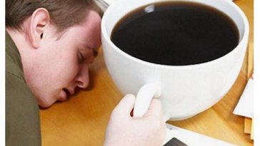 Tegye fel a kezét, aki kér egy kávét